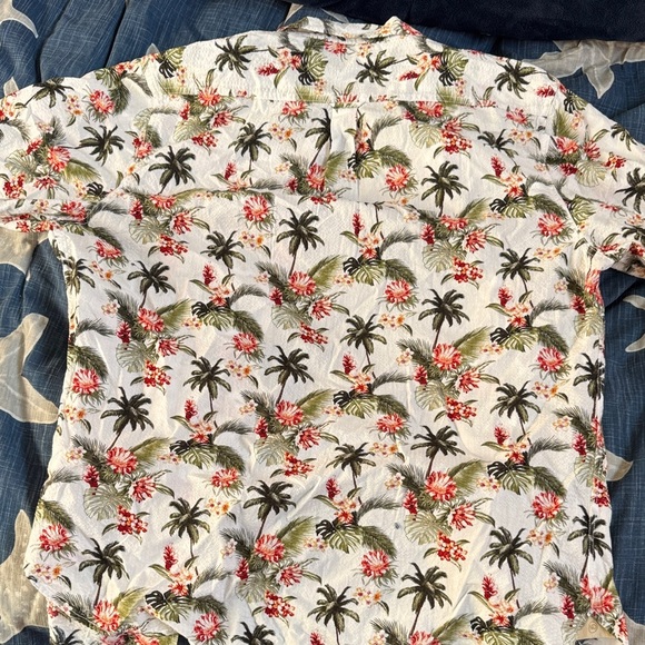 Men's Palm Print Casual Shirt - Picture 5 of 5